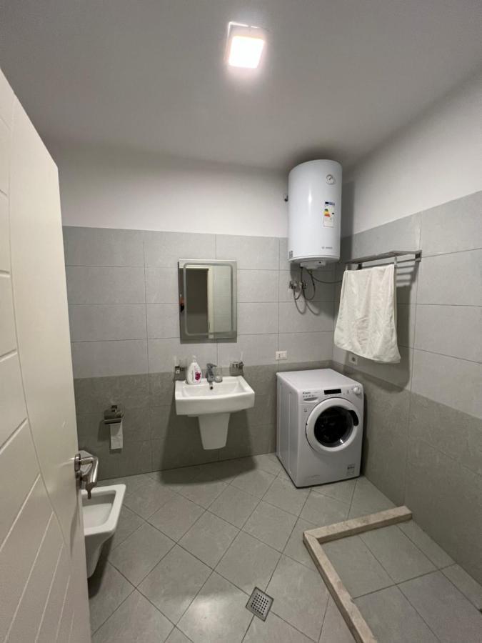 090 Area Apartment Tiranë Luaran gambar