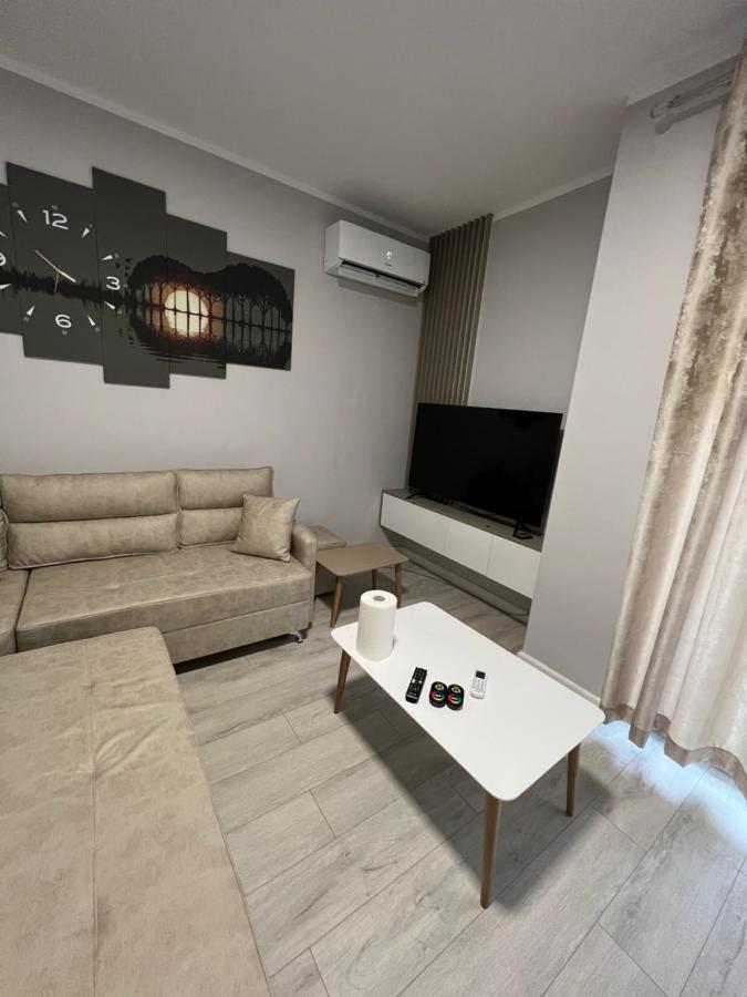 090 Area Apartment Tiranë Luaran gambar