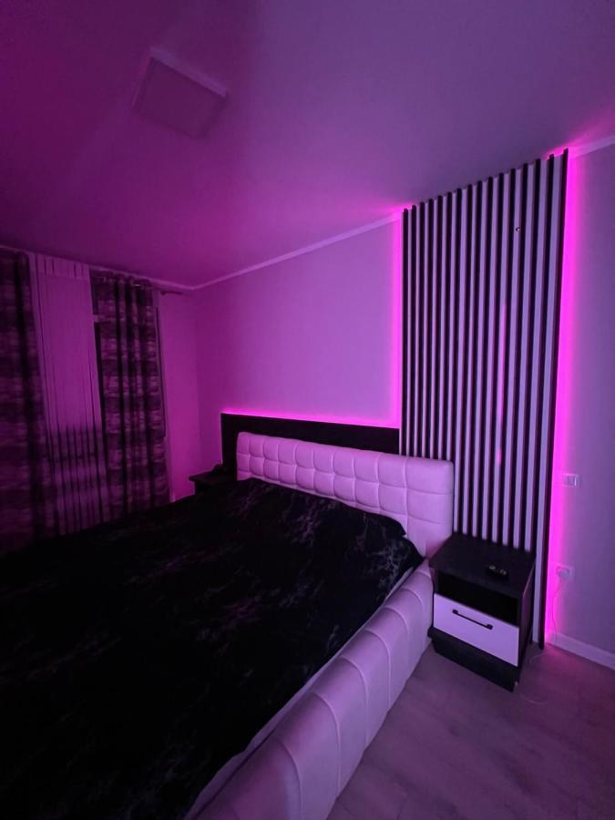 090 Area Apartment Tiranë Luaran gambar